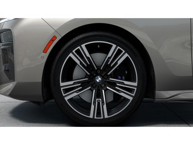new 2025 BMW 760 car, priced at $136,235