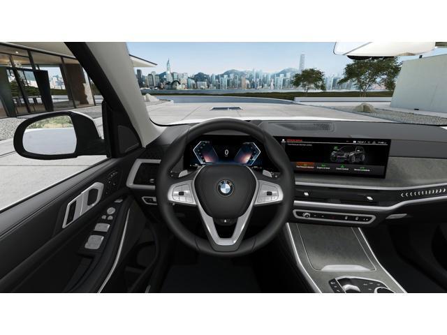 new 2025 BMW X7 car, priced at $93,060