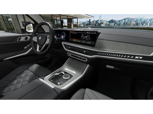 new 2025 BMW X7 car, priced at $93,060