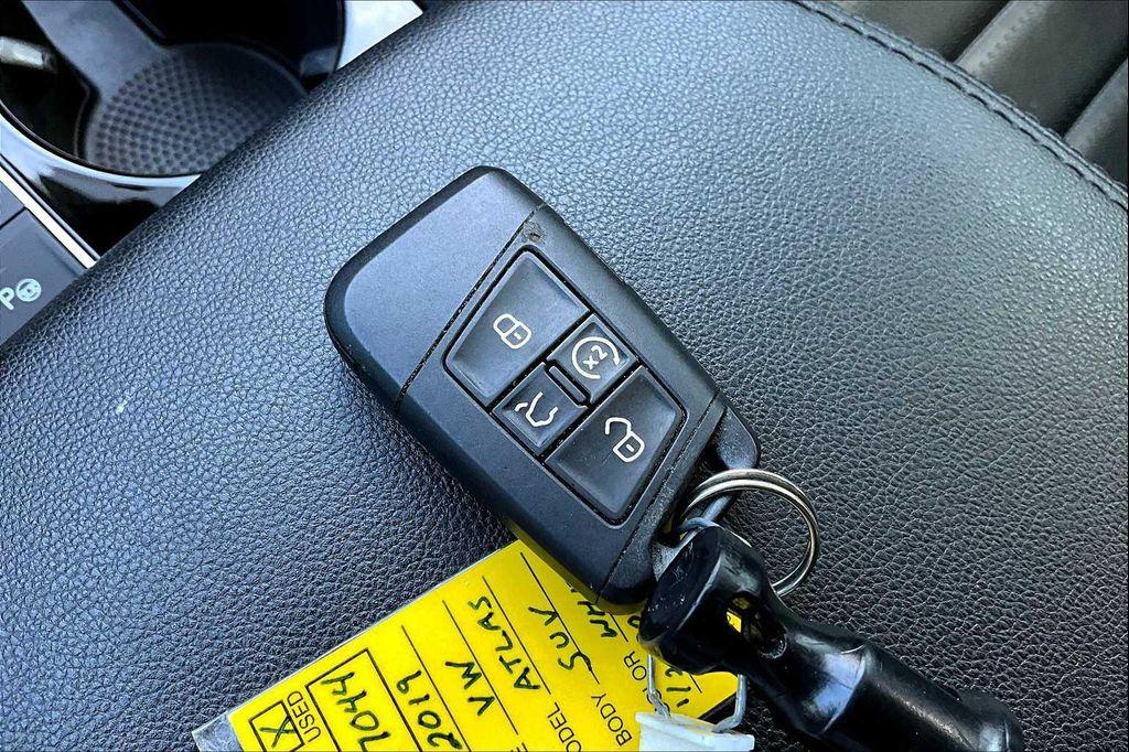 used 2019 Volkswagen Atlas car, priced at $20,900