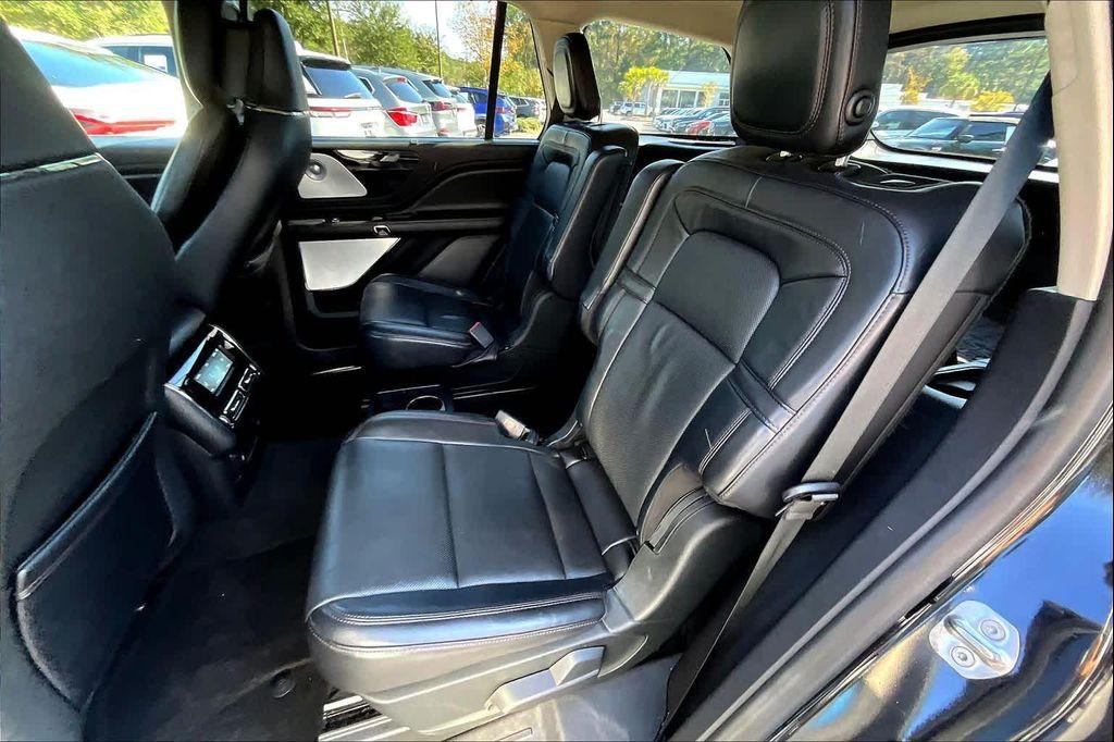 used 2020 Lincoln Aviator car, priced at $25,600
