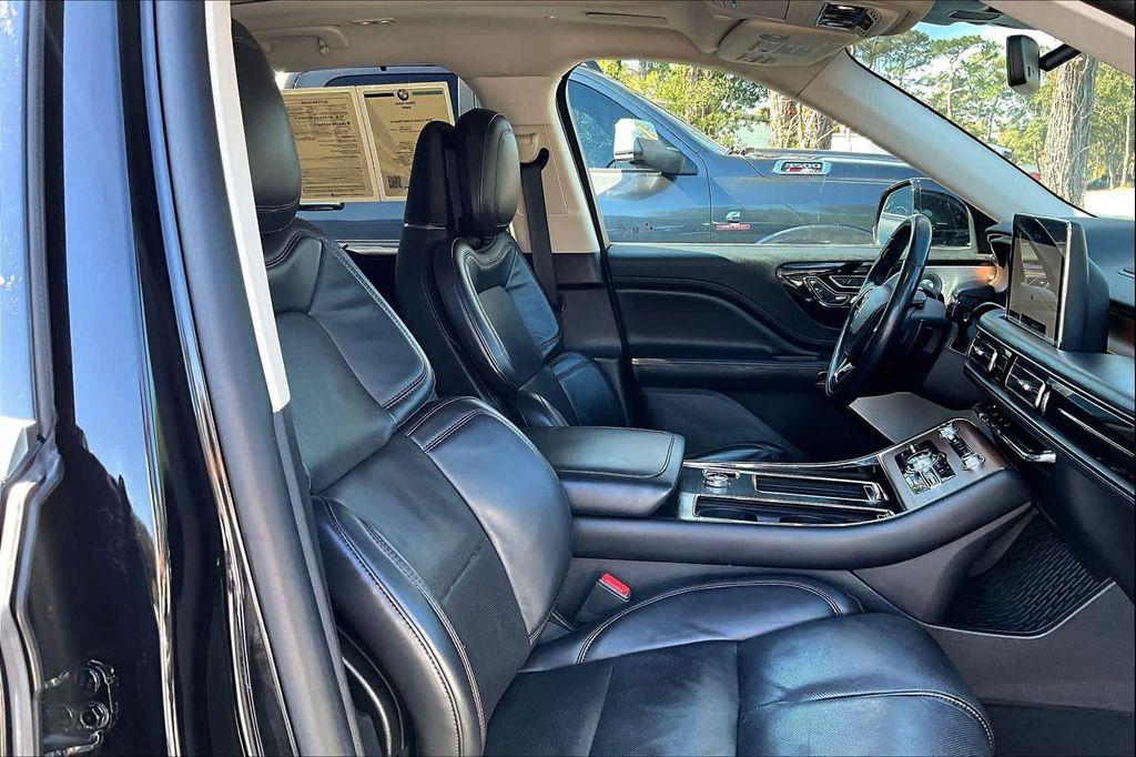 used 2020 Lincoln Aviator car, priced at $25,600