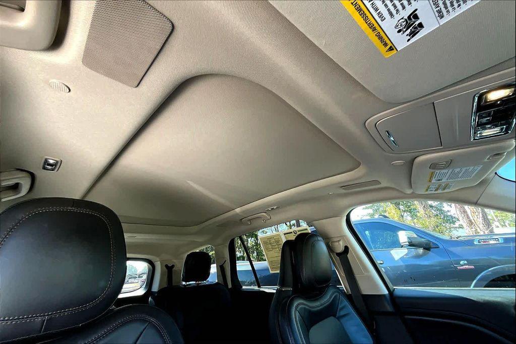 used 2020 Lincoln Aviator car, priced at $25,600