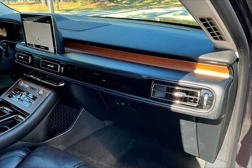 used 2020 Lincoln Aviator car, priced at $25,600