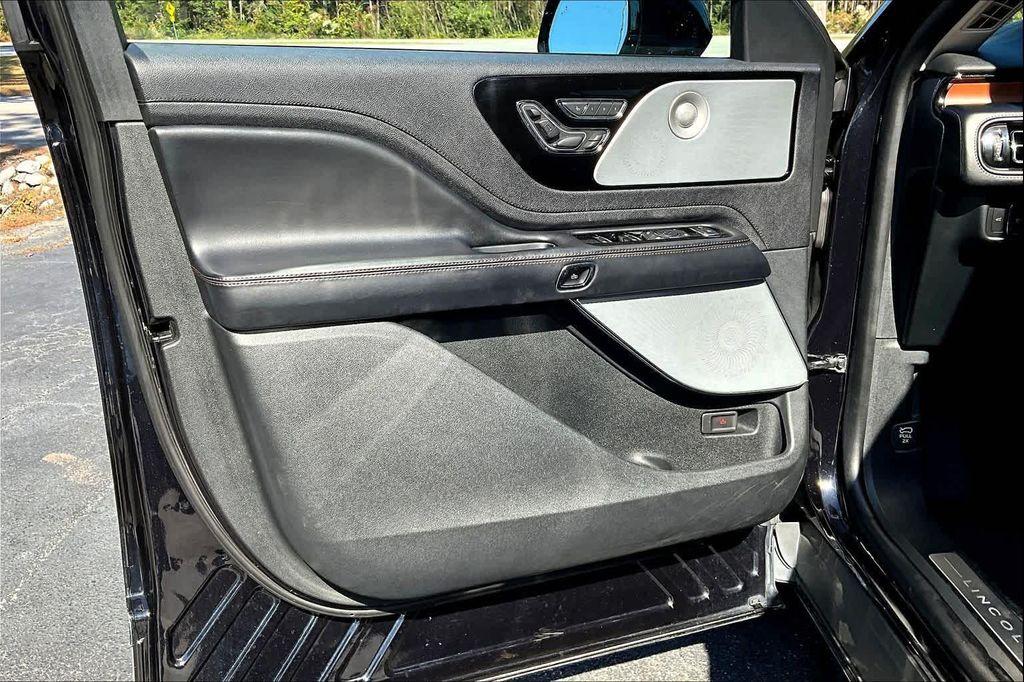 used 2020 Lincoln Aviator car, priced at $25,600