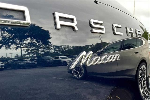 used 2018 Porsche Macan car, priced at $25,177
