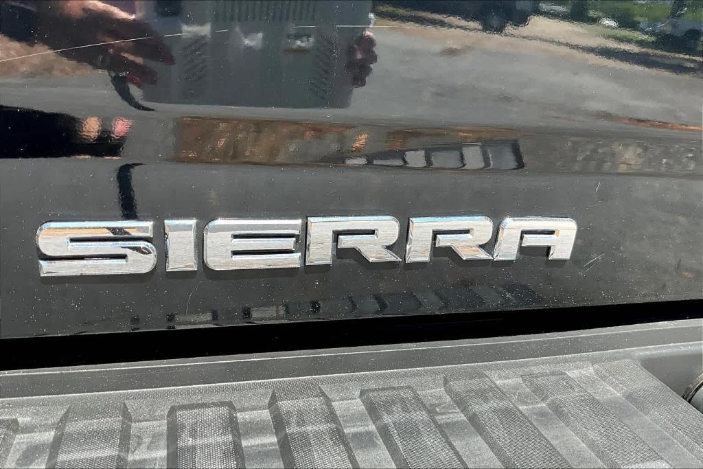 used 2018 GMC Sierra 1500 car, priced at $39,400