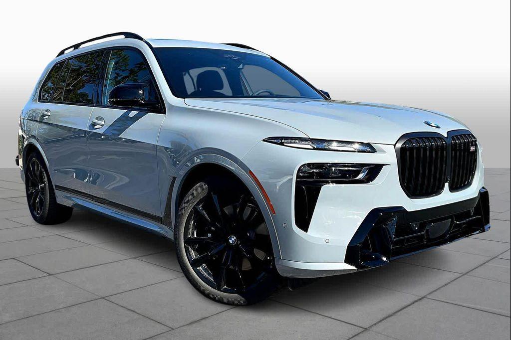 new 2026 BMW X7 car, priced at $131,445