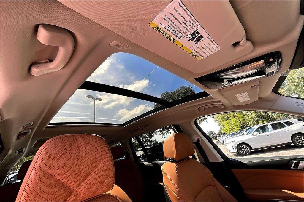 used 2025 BMW X7 car, priced at $79,500