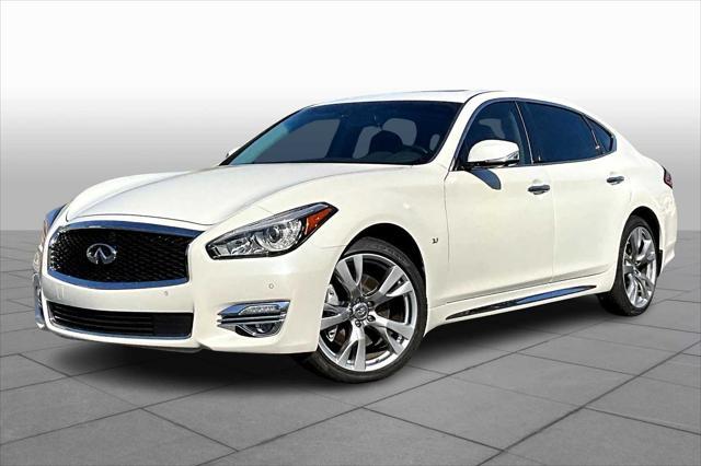 used 2018 INFINITI Q70L car, priced at $25,900