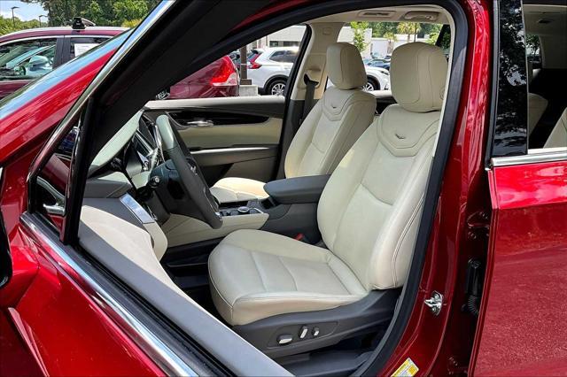 used 2024 Cadillac XT6 car, priced at $42,800
