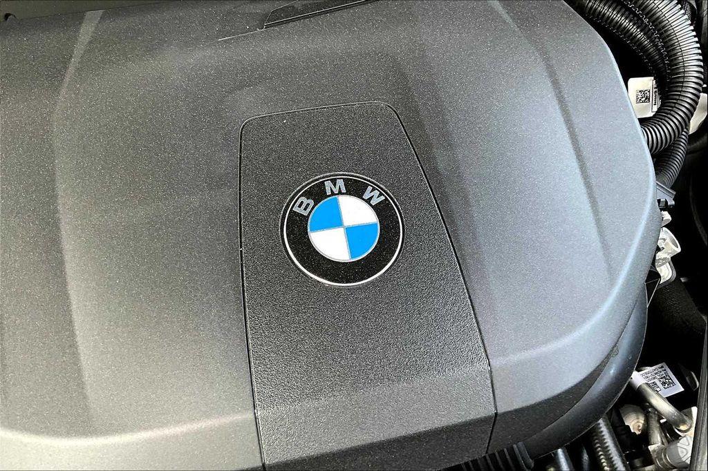 new 2025 BMW 740 car, priced at $100,475