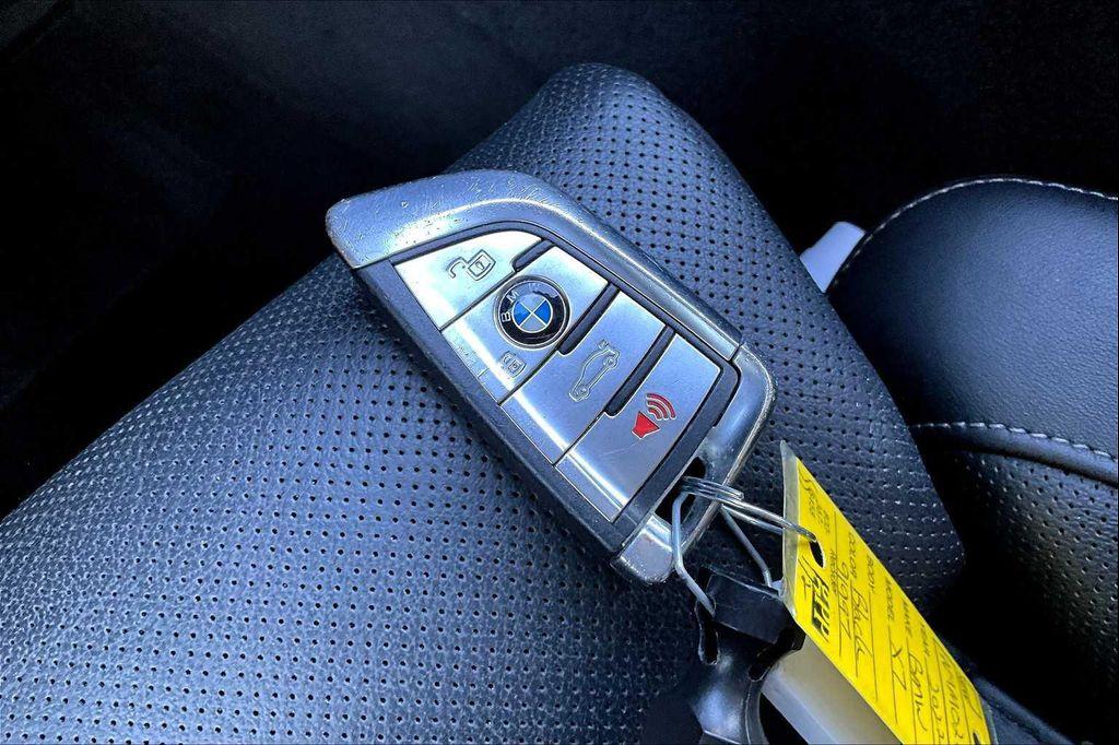 used 2022 BMW X7 car, priced at $41,558