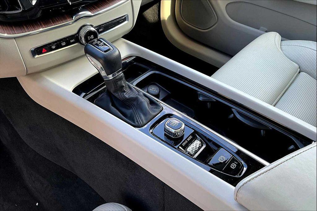 used 2020 Volvo XC60 car, priced at $26,700