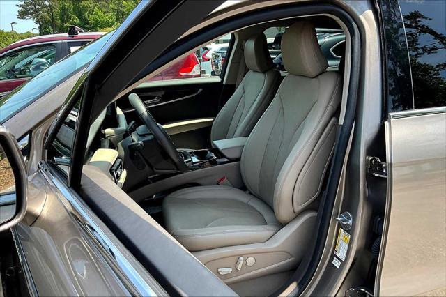 used 2021 Lincoln Nautilus car, priced at $34,400