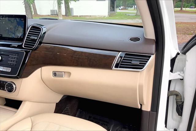 used 2019 Mercedes-Benz GLE 400 car, priced at $18,900