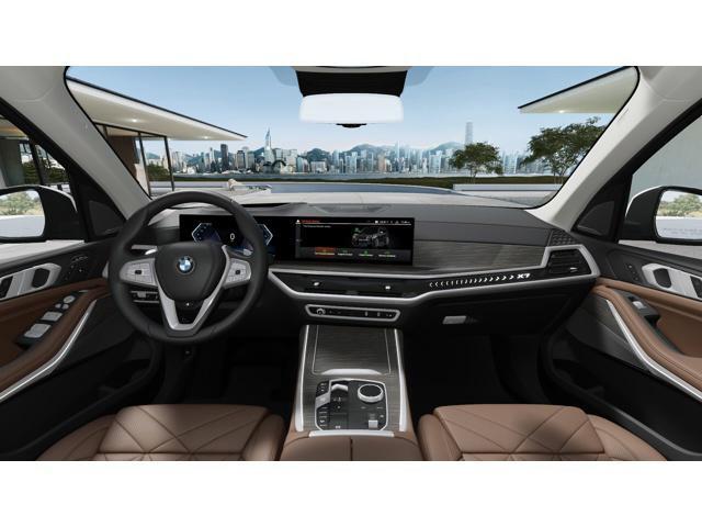 new 2025 BMW X7 car, priced at $93,660