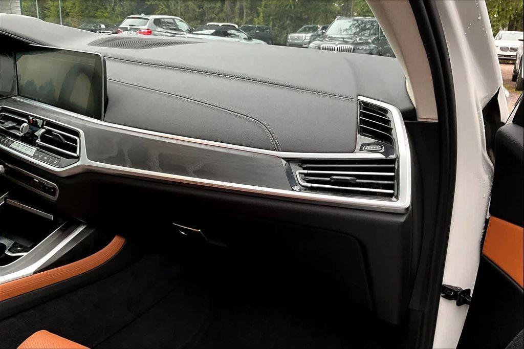 used 2022 BMW X7 car, priced at $33,900