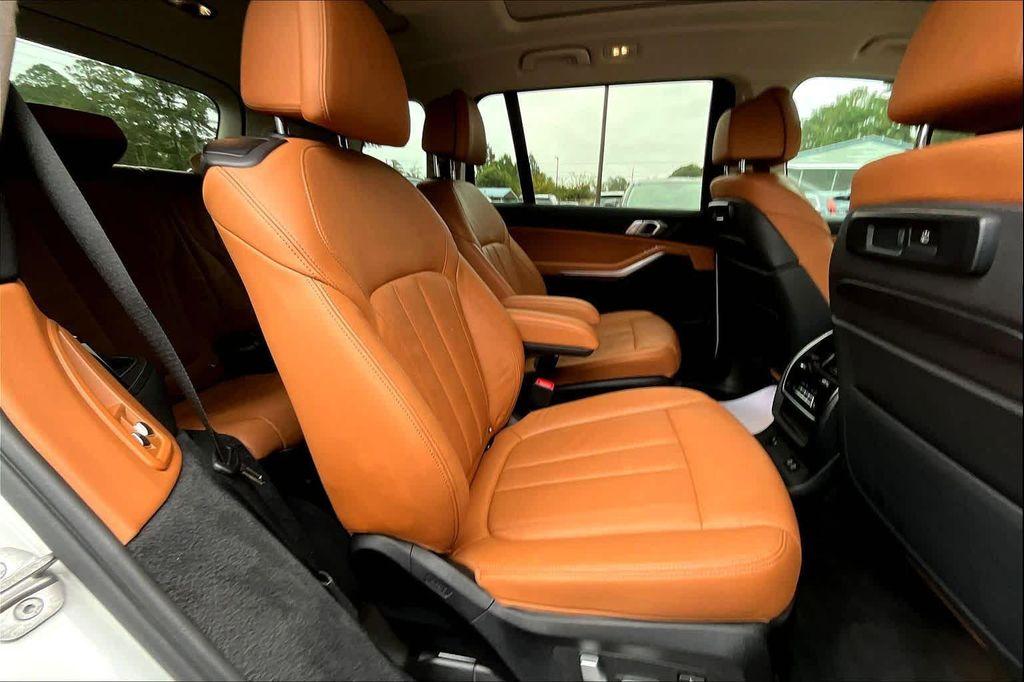used 2022 BMW X7 car, priced at $33,900
