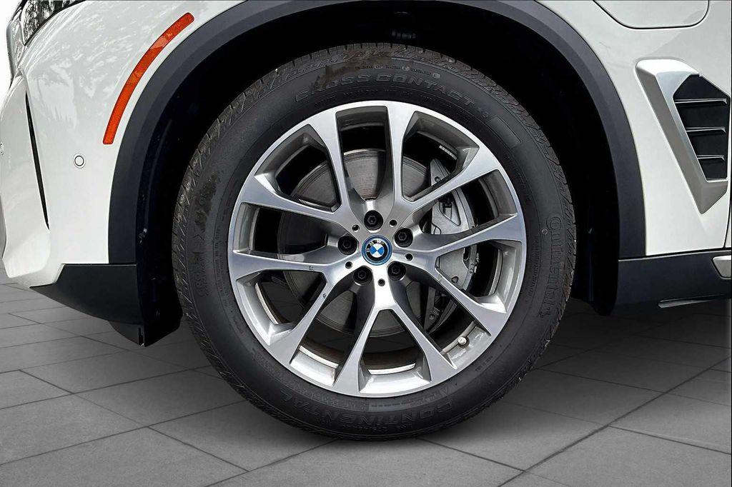 new 2025 BMW X5 PHEV car, priced at $74,975