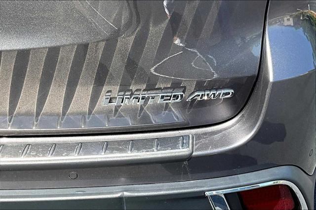 used 2019 Toyota Highlander car, priced at $31,400