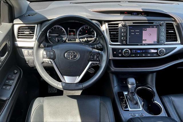 used 2019 Toyota Highlander car, priced at $31,400