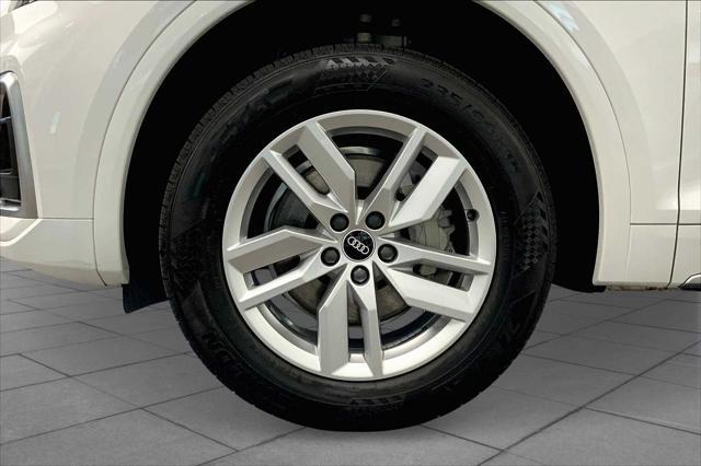 used 2022 Audi Q5 car, priced at $31,400