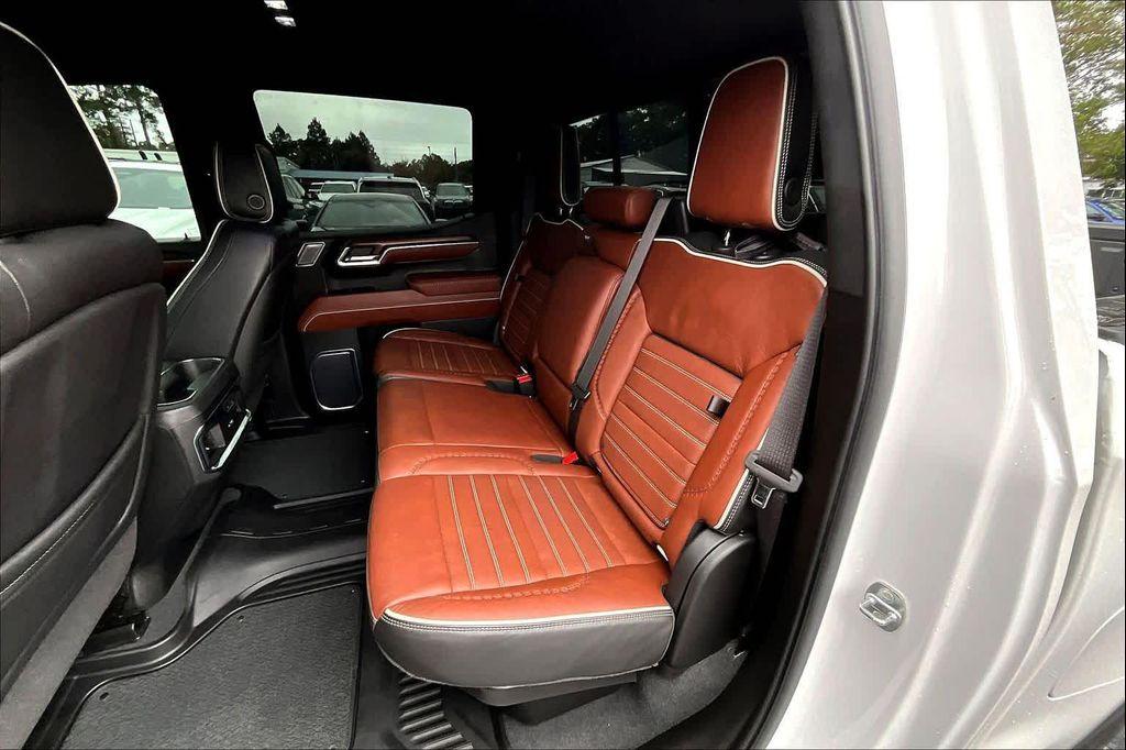 used 2023 GMC Sierra 1500 car, priced at $60,900