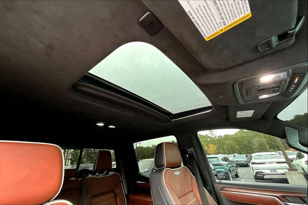 used 2023 GMC Sierra 1500 car, priced at $60,900