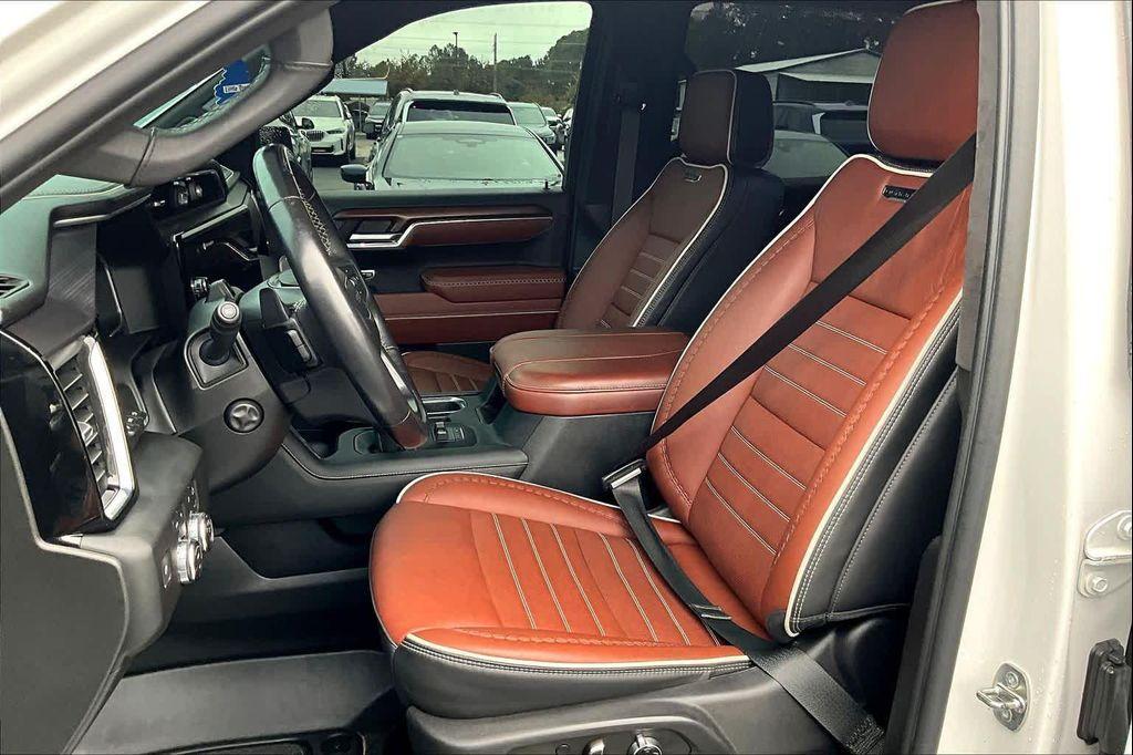 used 2023 GMC Sierra 1500 car, priced at $60,900