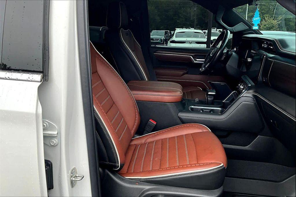 used 2023 GMC Sierra 1500 car, priced at $60,900