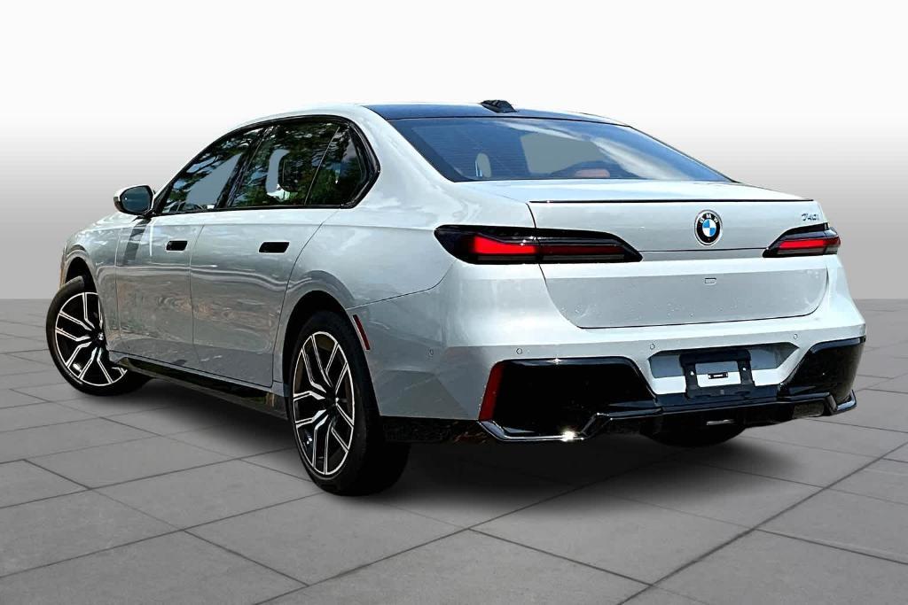 new 2024 BMW 740 car, priced at $100,670