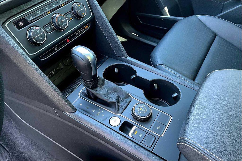 used 2021 Volkswagen Atlas car, priced at $25,900