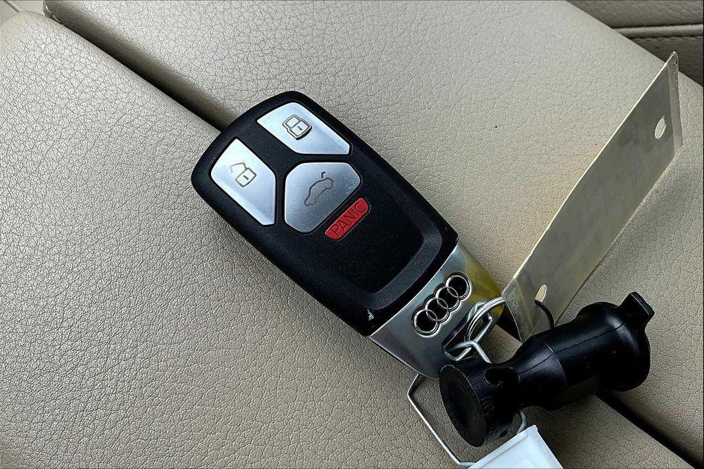 used 2019 Audi Q7 car, priced at $24,500