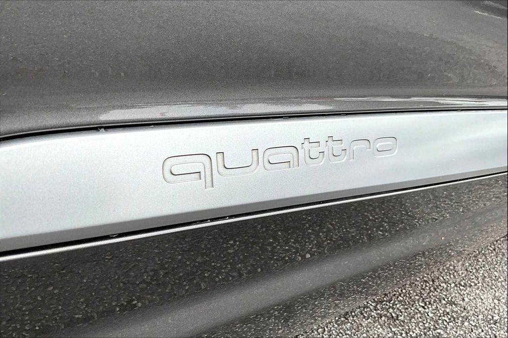 used 2019 Audi Q7 car, priced at $24,500