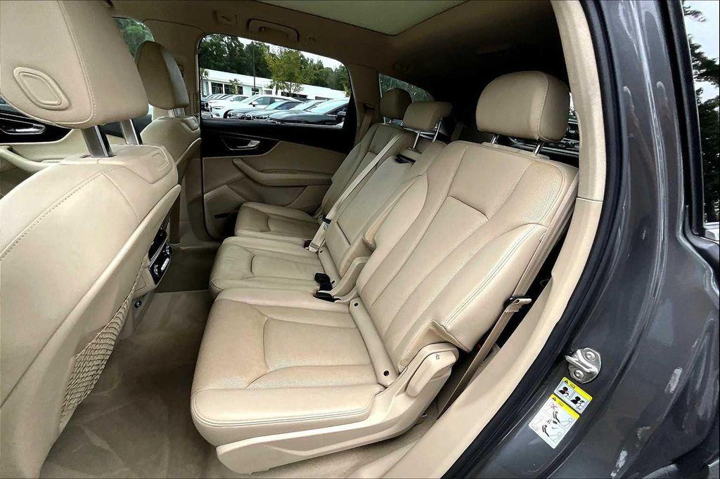 used 2019 Audi Q7 car, priced at $24,500