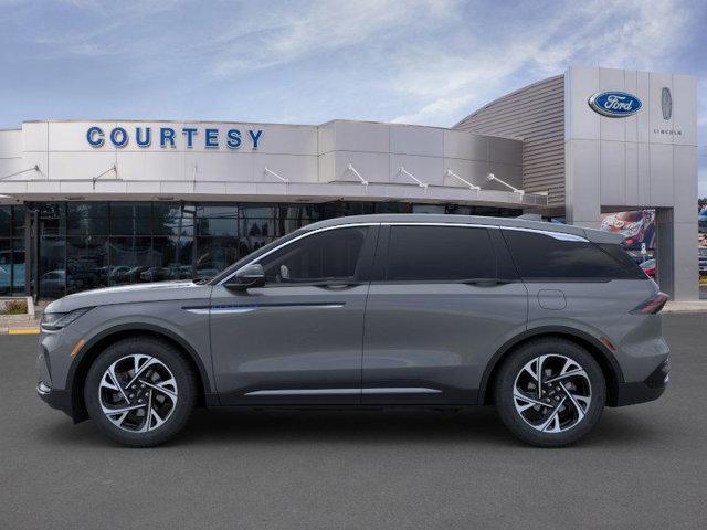 new 2025 Lincoln Nautilus car, priced at $57,125