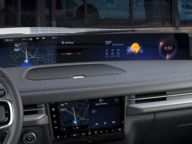 new 2025 Lincoln Navigator car, priced at $110,075