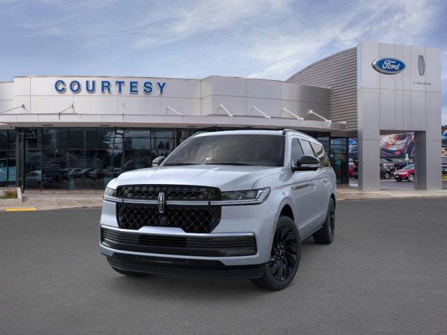 new 2025 Lincoln Navigator car, priced at $110,075