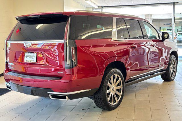 used 2023 Cadillac Escalade ESV car, priced at $73,417