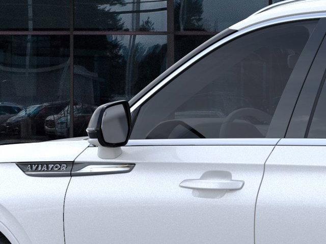 new 2025 Lincoln Aviator car, priced at $81,897