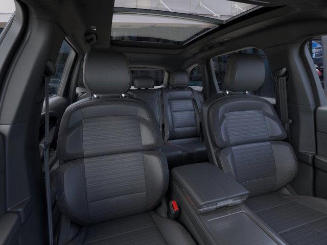 new 2025 Lincoln Nautilus car, priced at $73,320