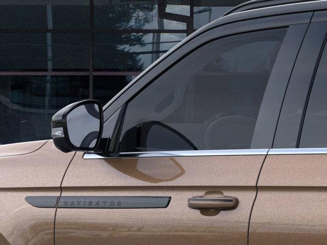 new 2025 Lincoln Navigator car, priced at $129,345