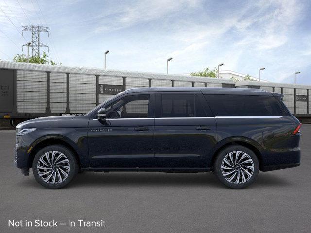 new 2025 Lincoln Navigator car, priced at $122,835