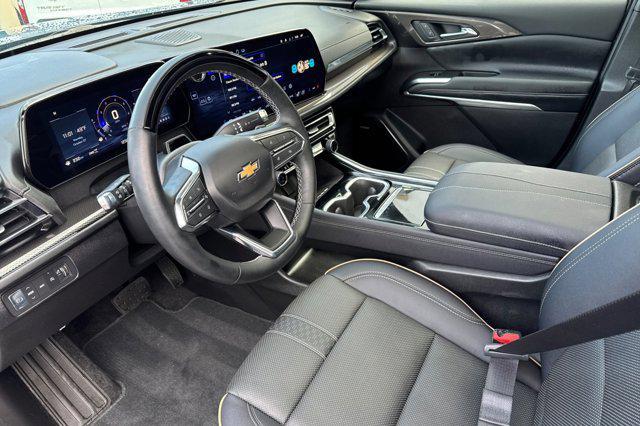 used 2025 Chevrolet Traverse car, priced at $51,497