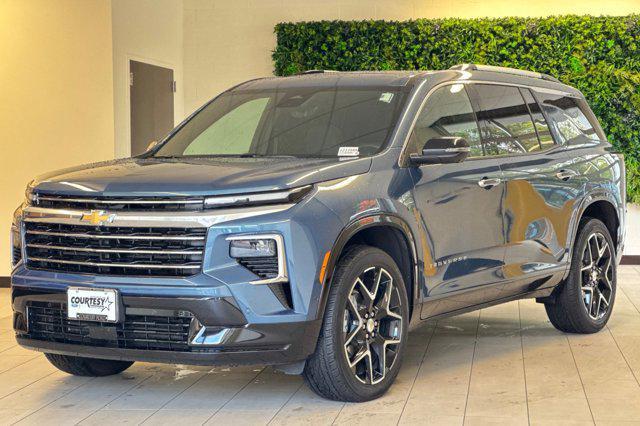 used 2025 Chevrolet Traverse car, priced at $51,497