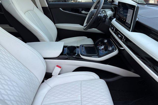 used 2023 Lincoln Nautilus car, priced at $48,941