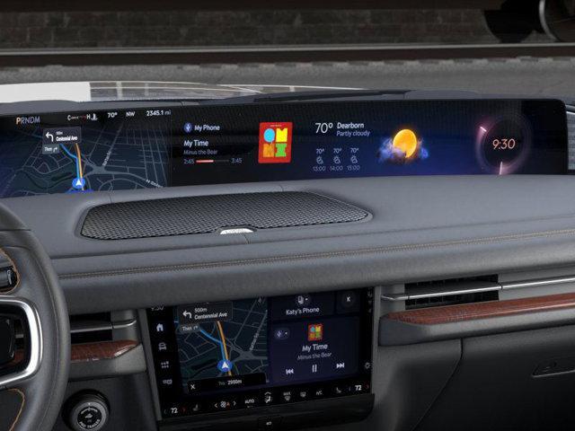 new 2025 Lincoln Navigator car, priced at $121,435