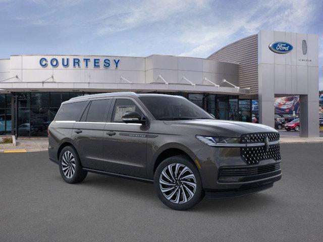 new 2025 Lincoln Navigator car, priced at $121,435