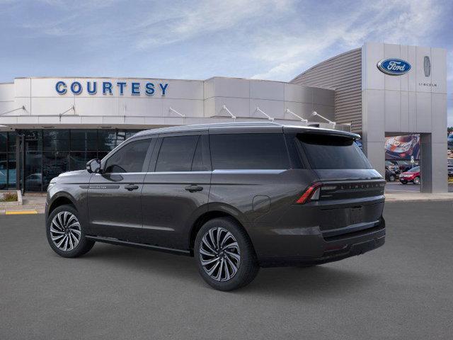 new 2025 Lincoln Navigator car, priced at $121,435